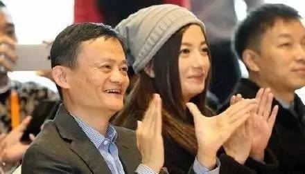 她究竟多有錢(qián)？——你所不知道的趙薇！